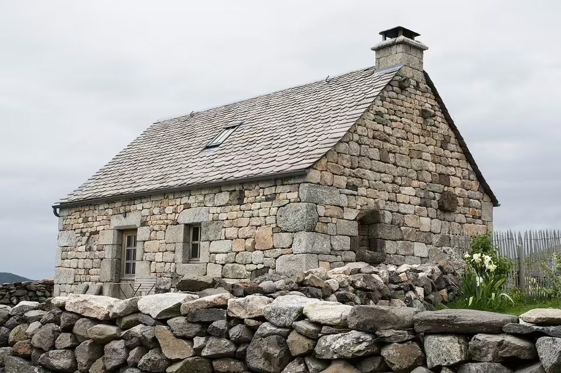 Erleben Sie das traditionelle Maronifest am Brunnerhof in Pirkfeld! Zahlreiche Gäste feierten in geselliger Runde und genossen die herbstliche Atmosphäre. Ein Highlight im Bezirk St. Veit!