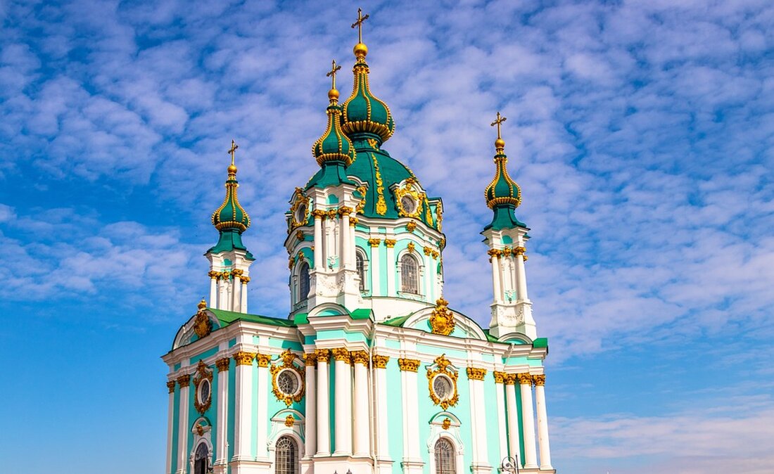 Ukraine wird in diesem Jahr von steigenden Angriffen mit nordkoreanischen Raketen getroffen, die durch westliche Elektronik funktionsfähig gemacht werden. Einblicke in die Herkunft der Komponenten und deren Rolle im Konflikt.