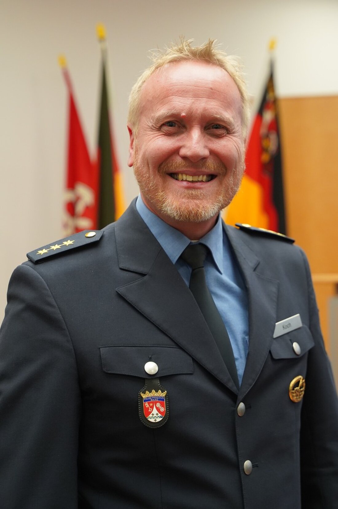 Polizeipräsident Reiner Hamm führte Ulrich Koch am 18.11.2024 offiziell als neuen Leiter Polizeieinsatz am PP Mainz ein.