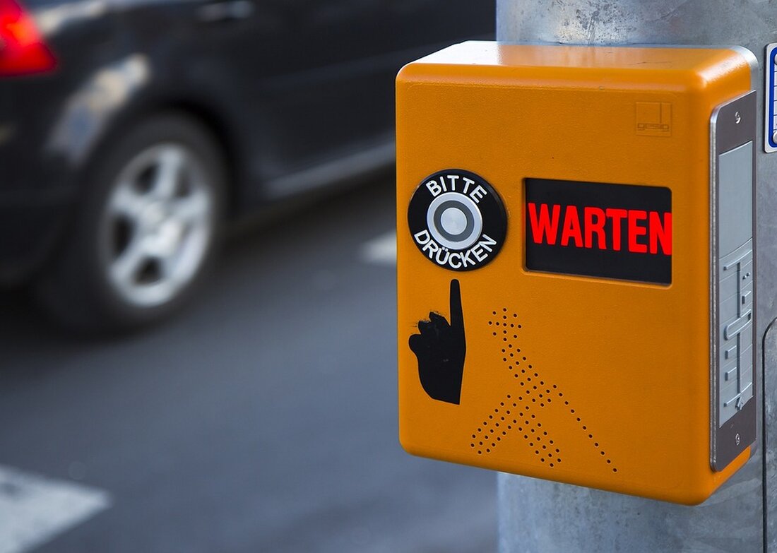 In Villach kam es zu einem Verkehrsunfall, als ein 51-jähriger Busfahrer eine 51-jährige Fußgängerin am Schutzweg übersah. Die Frau wurde dabei verletzt. Weitere Informationen dazu hier.