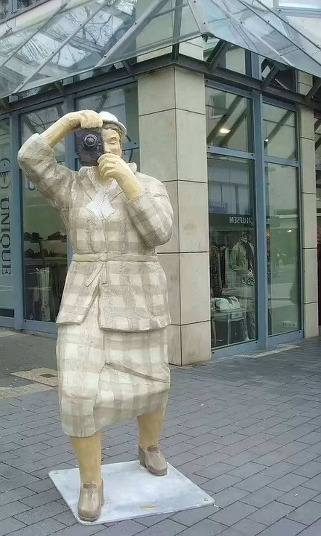 Der Villacher Turnverein trauert um Arnulf Lechner, einen geschätzten Obmann und Unternehmer, der maßgeblich zur Vereinsentwicklung und dem Stadtbild beitrug. Der Trauerfall ereignete sich kurz vor seinem 85. Geburtstag.