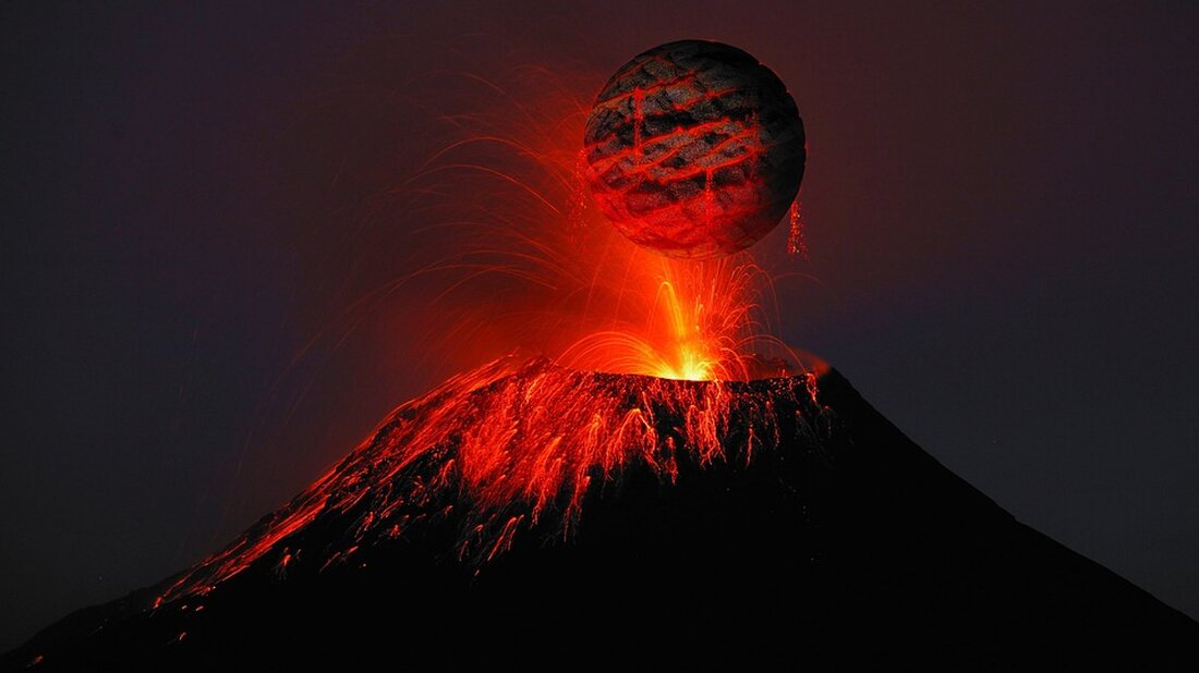 Ein Vulkan in der Nähe von Islands Hauptstadt brach am Mittwochabend zum siebten Mal in einem Jahr aus. Die Fissur ist etwa 3 Kilometer lang. Der Luftverkehr bleibt ungestört, da die Eruption kleiner war als die letzte im August.
