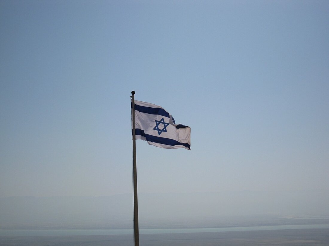 Israel eroberte nach dem Sturz von Assad Syriens höchsten Gipfel, den Hermon, und stärkt damit seine strategische Position im Konflikt. Erfahren Sie mehr über die Hintergründe und Bedeutung dieser Entscheidung.