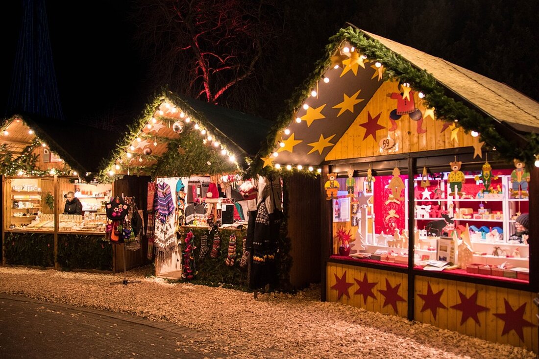 Erleben Sie festliche Vorfreude im Klinikum Freistadt! Besuchen Sie am 5. Dezember von 9 bis 16 Uhr den Weihnachtsmarkt mit handgemachten Geschenken und regionalen Köstlichkeiten. Seien Sie dabei!