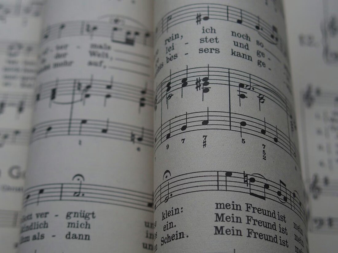 Am Internationalen Tag der Kinderrechte singen die Wiener Chormädchen im MuTh für den guten Zweck. Unterstützen Sie die "möwe" und setzen Sie ein Zeichen gegen Gewalt an Kindern. Eintritt frei, Spenden erbeten!