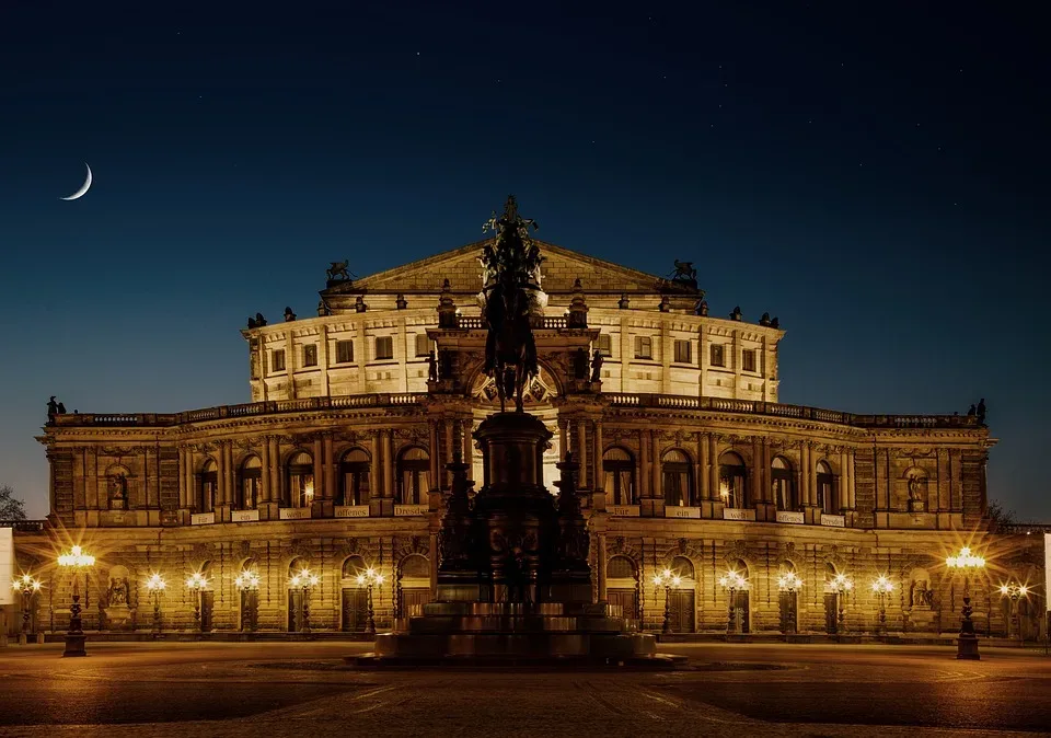 Tag24 Dresden Ein 24 Stunden Trip Im Labyrinth Der Saechsischen Satire