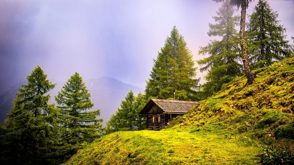 Alpine Hut 3225908 960 720.jpg