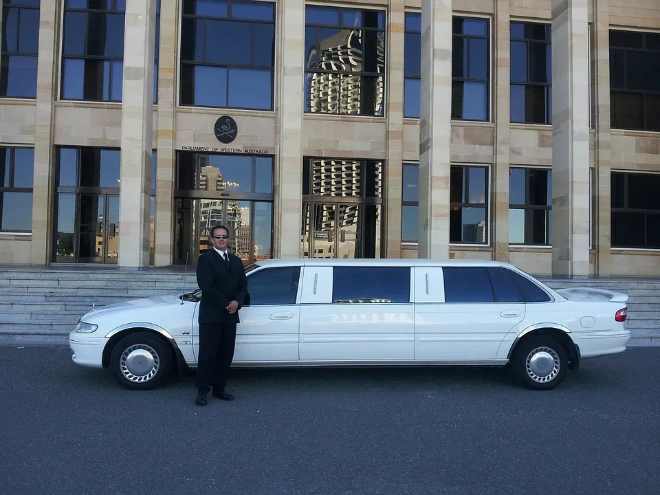 Limousine 601462 960 720