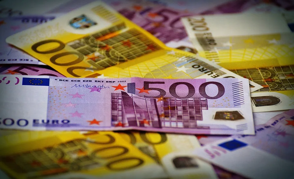 Einbrecher stehlen 16.000 Euro aus Restaurant in Mozartstadt