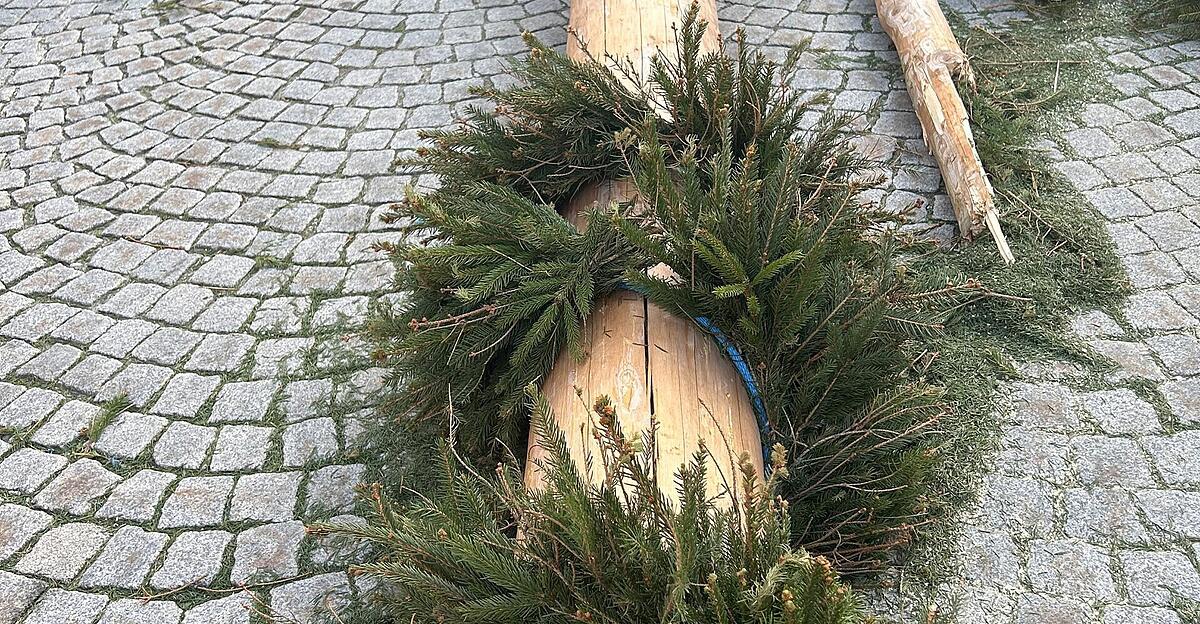 Video: Landjugend wollte Steyrer Maibaum stehlen