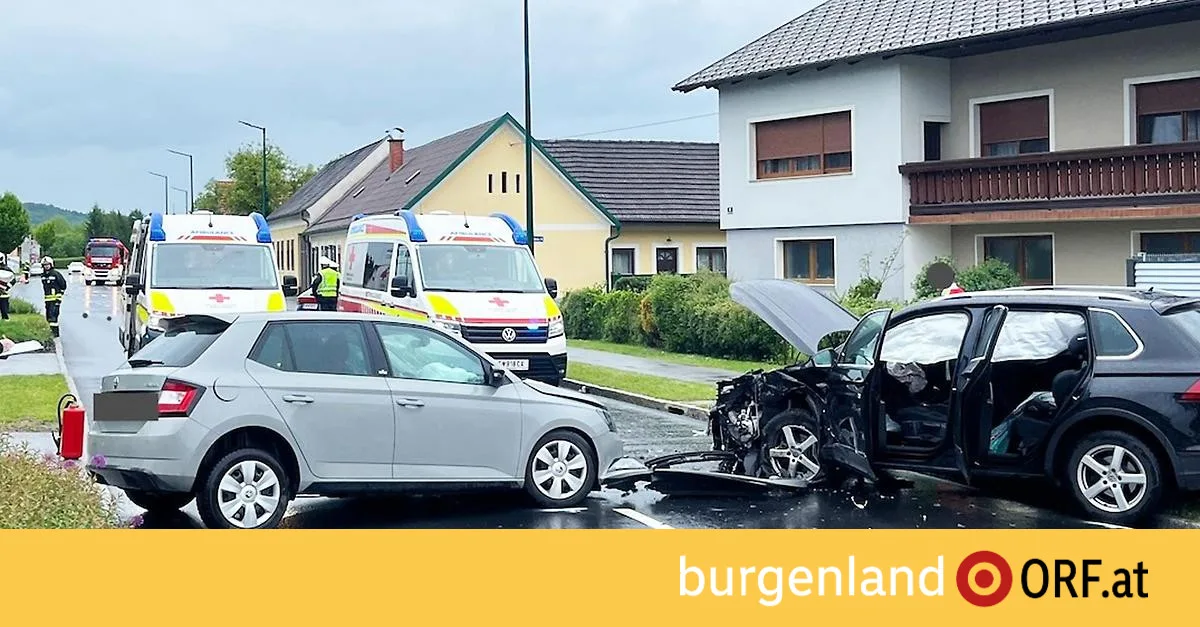 Kollision: Zwei Kinder und zwei Frauen verletzt