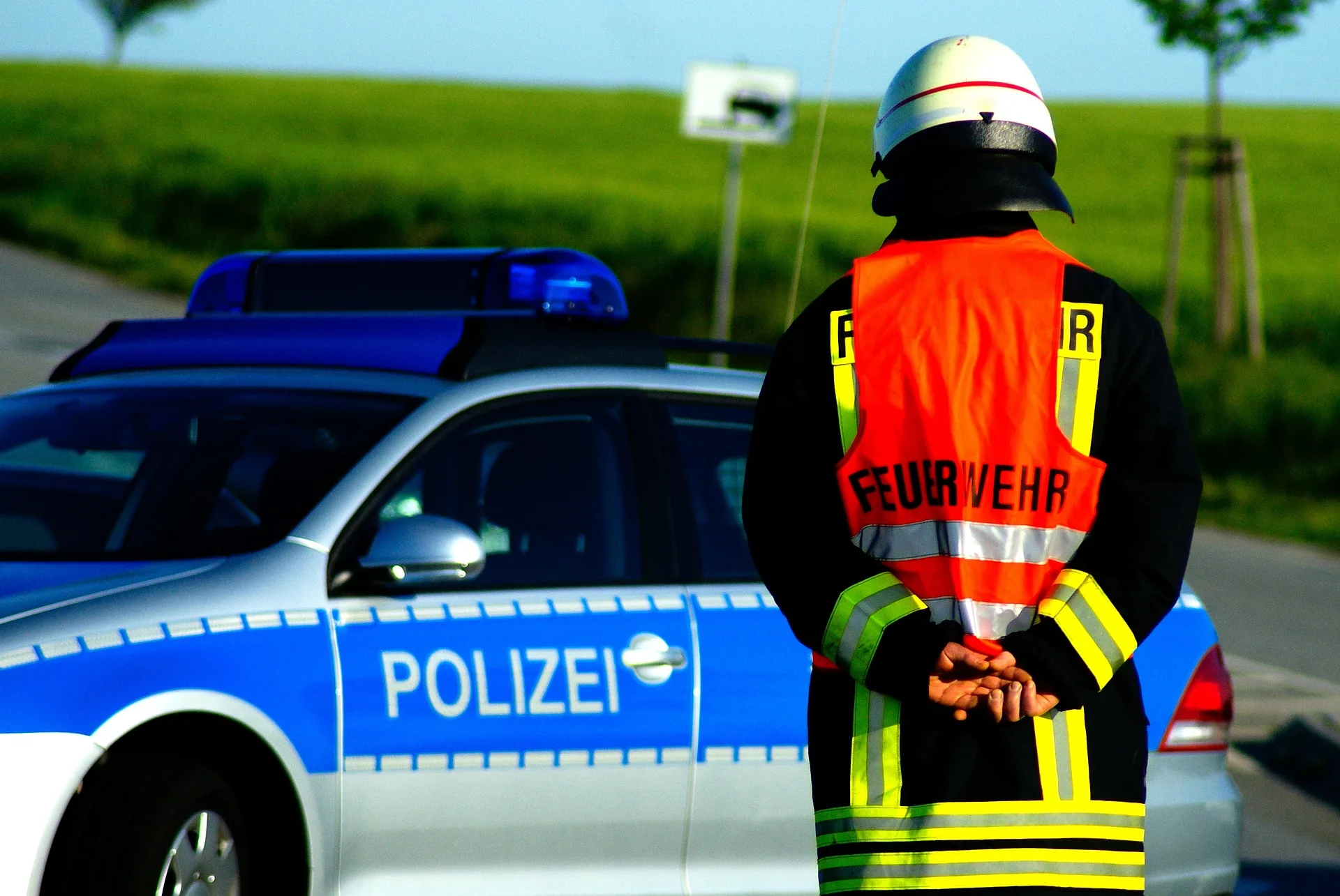 Brand An Borbecker Gymnasium Feuerwehr Rettet Schule Vor Flammeninferno 5.webp 5.webp