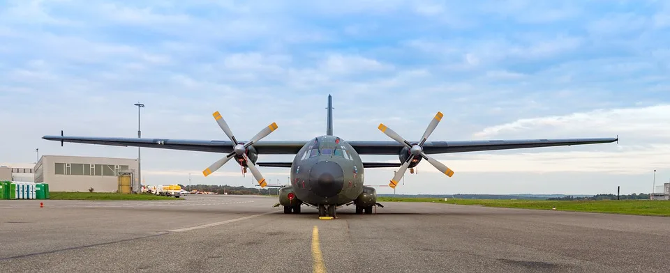 Bundeswehr Erhoeht Sicherheitsmassnahmen In Kasernen Nach Eindringlingen Jpg.webp