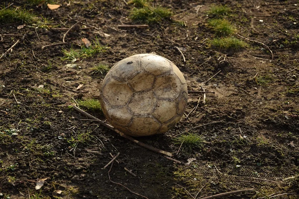 Fussballwochenende Altkreis Teams Auf Der Jagd Nach Ersten Punkten Jpg.webp