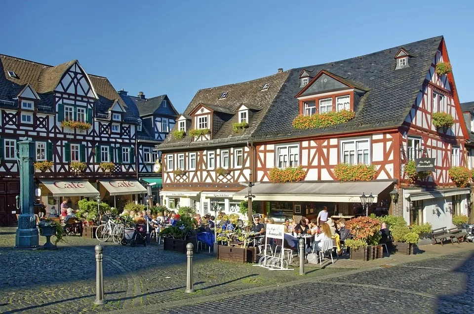 Gewaltiger Streit Auf Marktplatz 49 Jaehriger Nach Schlaegen Verletzt Jpg.webp