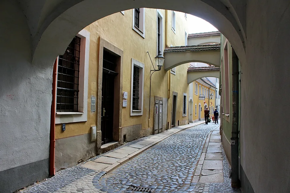 Goerlitz Und Zittau Neue Ortseingangsschilder Als Hochschulstaedte Jpg.webp