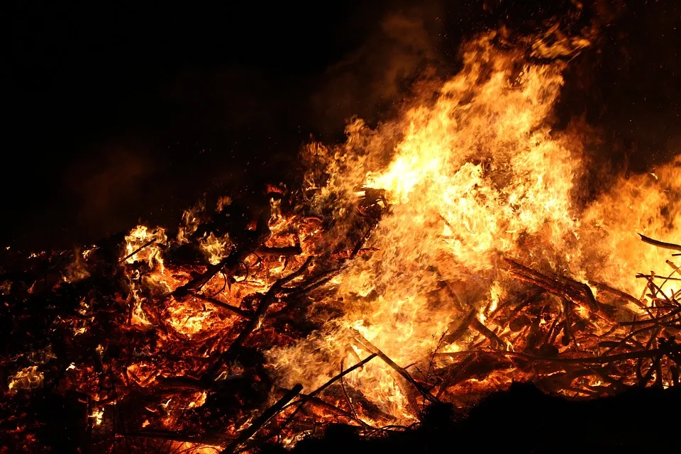 Grossbrand In Oedheim 400000 Euro Sachschaden An Wohnhaus Jpg.webp