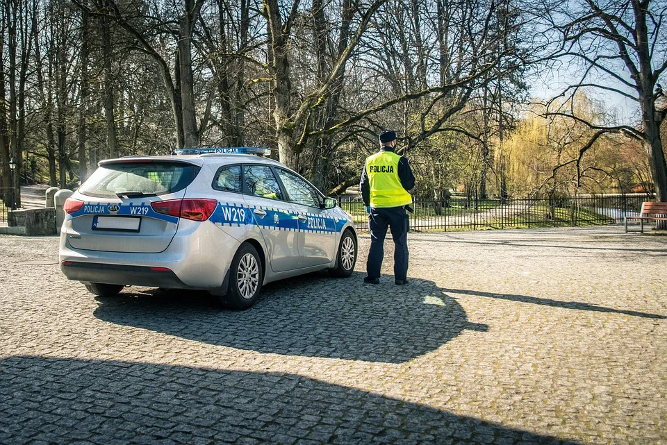 Leichenfund Im Silokanal Polizei Im Grosseinsatz In Goerden Jpg.webp