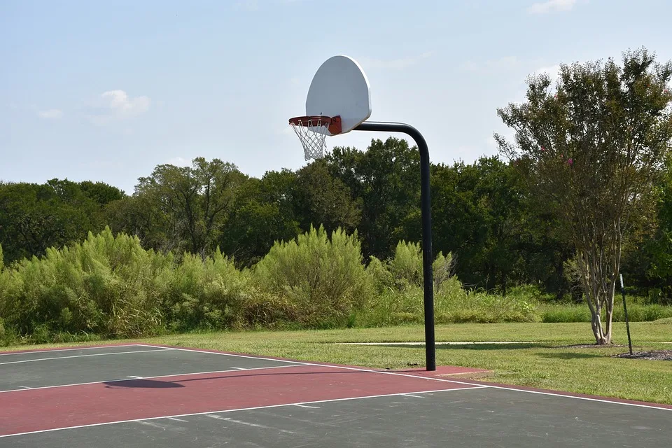 Neue Freizeitangebote Basketballfeld Und Calisthenics Anlage In Ergenzingen Eroeffnet Jpg.webp