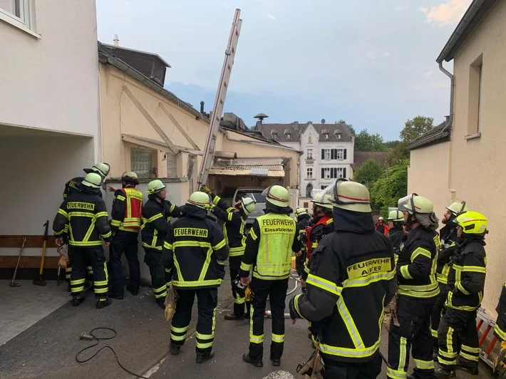 Rauchentwicklung In Gielsdorf Feuerwehr Alfter Schnell Im Einsatz Jpeg.webp