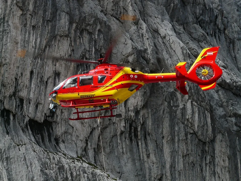 Rettungseinsatz Im Lattengebirge 72 Jaehrige Tourist Stuerzt In Bach Jpg.webp