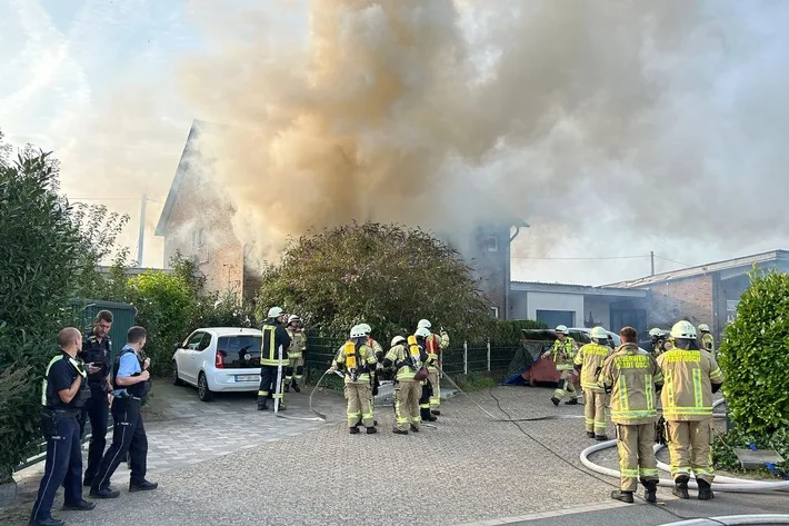 Schwere Brandnacht In Goch Zwei Verletzte Und Tiere Gerettet Jpeg.webp