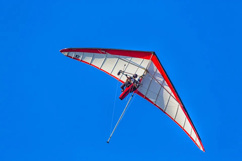 Ultraleichtflugzeug In Sigmaringen Pilot Bleibt Nach Bruchlandung Unverletzt Jpg.webp