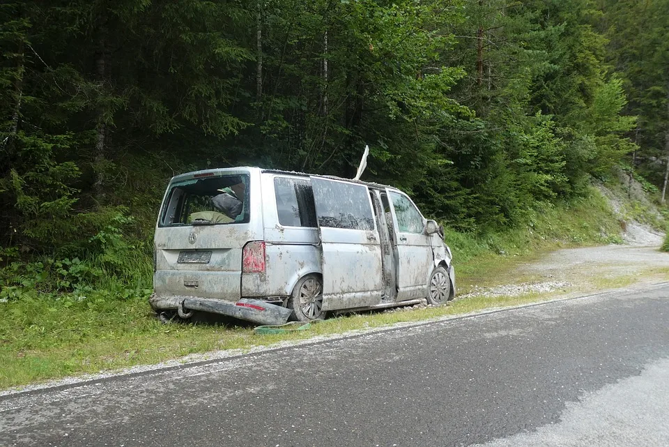 Unfall In Gars Am Inn Vier Verletzte Nach Kollision Auf Jpg.webp