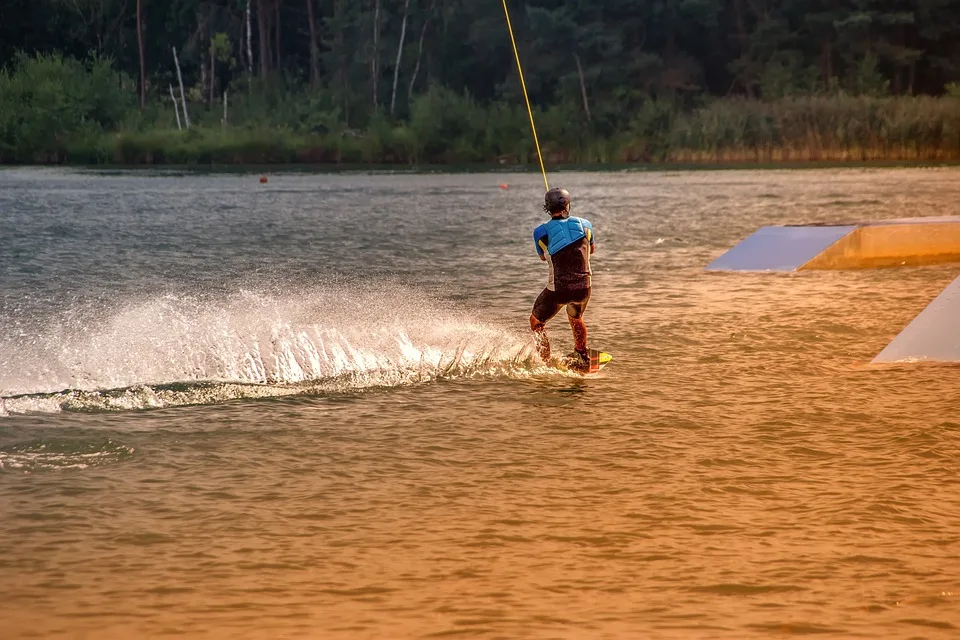 Wassersportverbot Am Rhein Vereine Und Staedte Wehren Sich Gegen Neue Jpg.webp