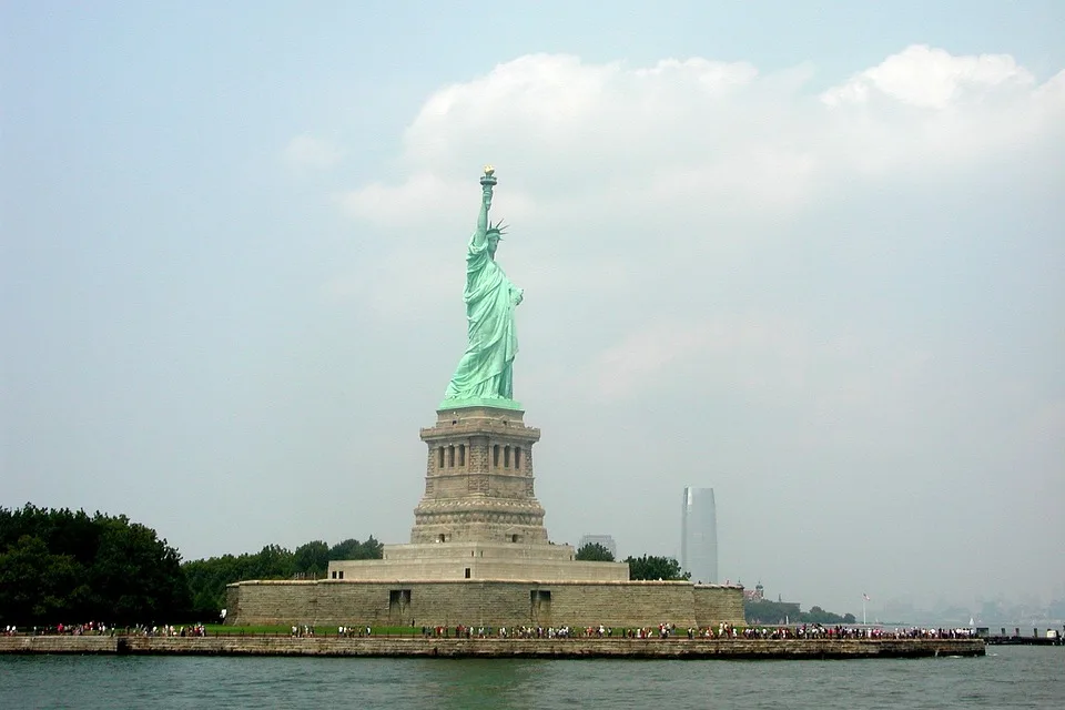 Statue 470190 960 720 Jpg.webp