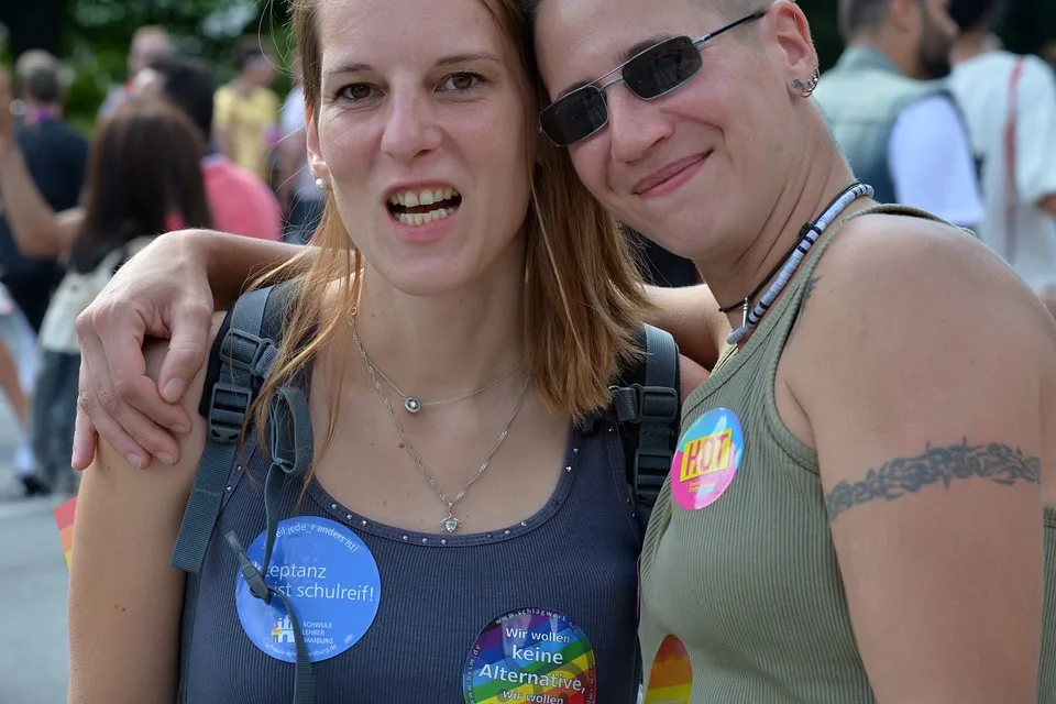 Csd Zwickau Friedlicher Protest Fuer Lgbtq Rechte Trotz Rechter Demos Jpg.webp