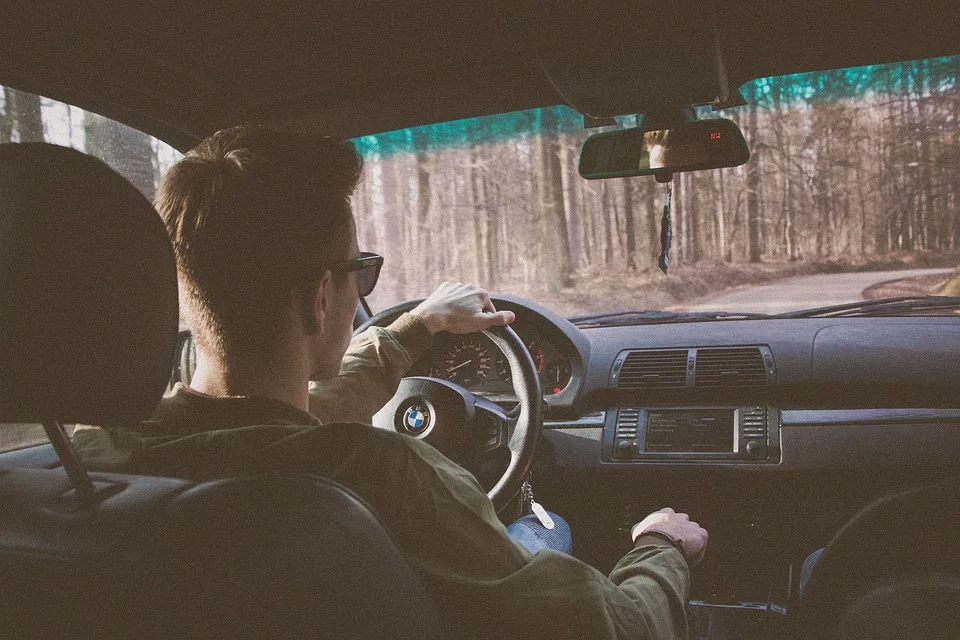 Drogen Und Alkoholfahrten Polizei Zieht Drei Verkehrsteilnehmer Aus Dem Verkehr Jpg.webp