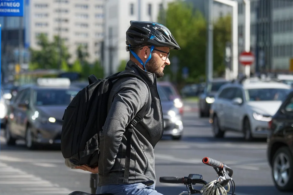 Fataler Zusammenstoss Radfahrer Stirbt Nach Kollision Mit Lkw In Lambsheim Jpg.webp