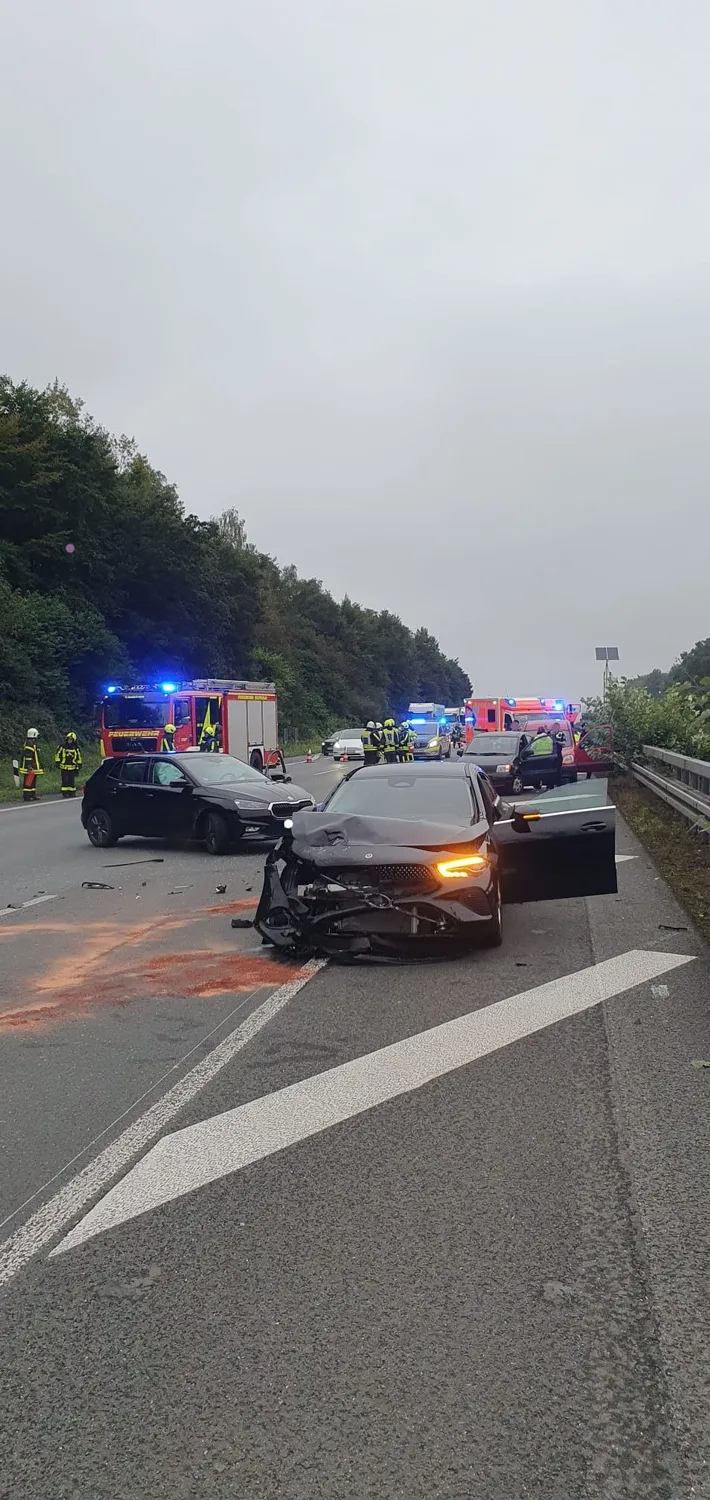 Feuerwehr Schwelm Im Einsatz Mehrere Brand Und Hilfele Alarmiert Jpeg.webp