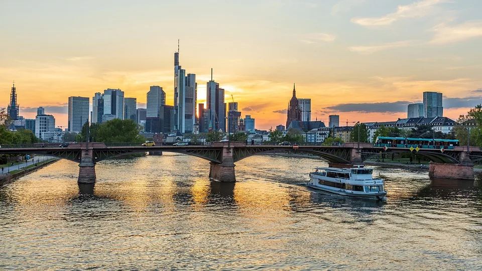 Frankfurt Findet Den Puls Sommer Events Sorgen Fuer Volle Strassen Jpg.webp