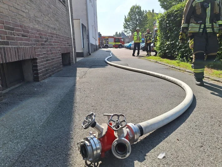 Kuechenbrand In Bocholt Feuerwehr Rettet Bewohner Schnell Und Sicher Jpeg.webp