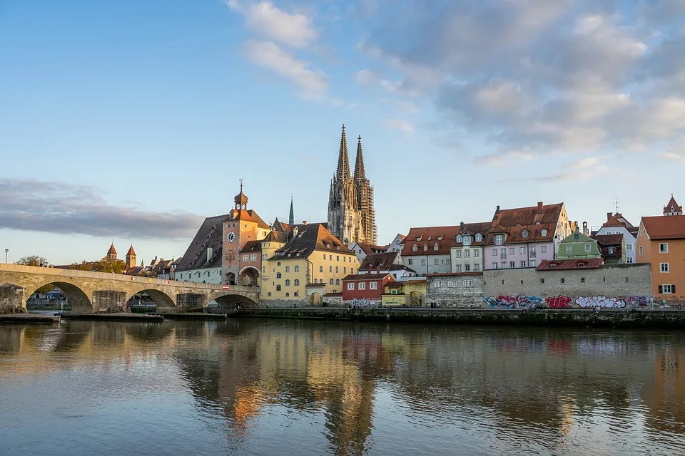 Regensburger Kulturpflaster Freiluft Zirkus Begeistert In Der Altstadt Jpg.webp