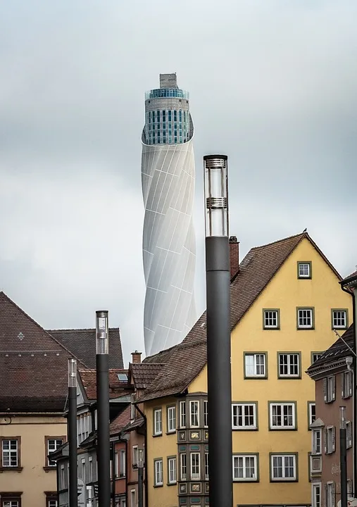 Rottweil 15 Jaehriger Durch Stromschlag Beim Klettern Schwer Verletzt Jpg.webp