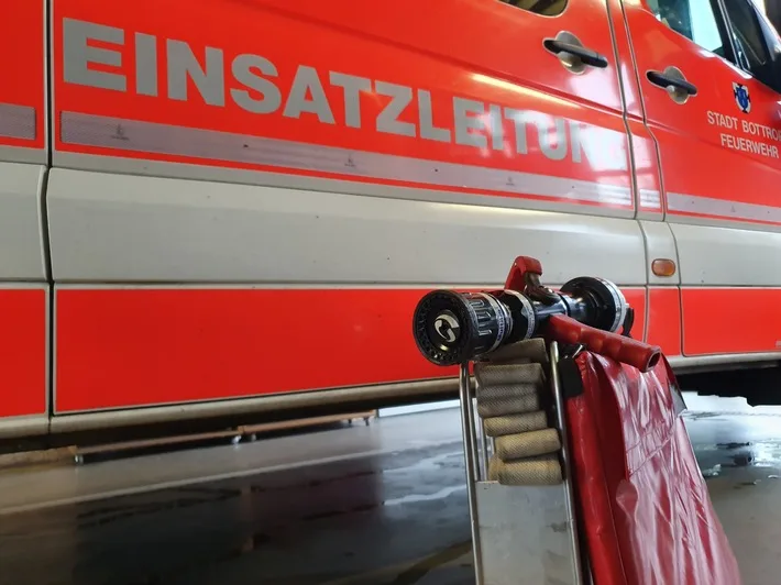 Schwelbrand In Bottroper Klaeranlage Feuerwehr Schnell Im Einsatz Jpeg.webp