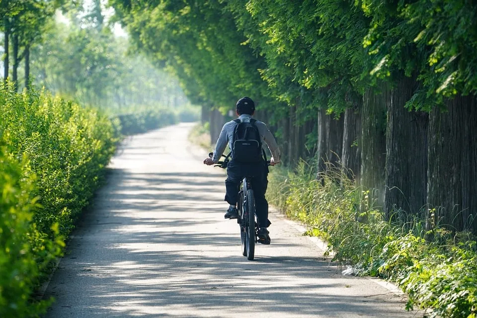 Sicheres Ueberholen So Schuetzen Wir Radfahrer Im Hochsauerland Jpg.webp