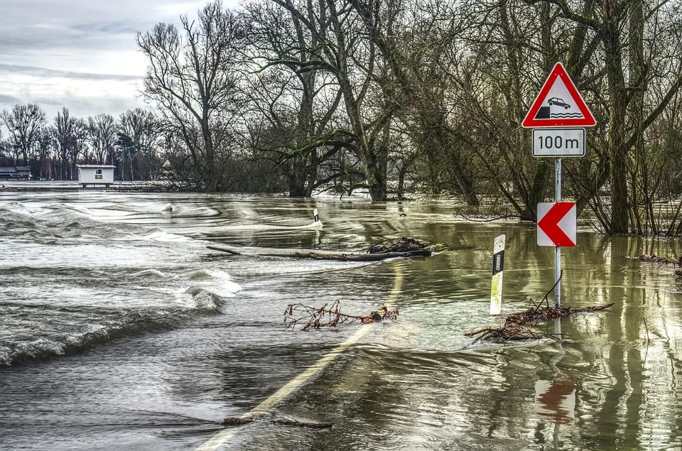 Unwetterchaos In Niedersachsen Oldenburger Notaufnahme Unter Wasser Jpg.webp