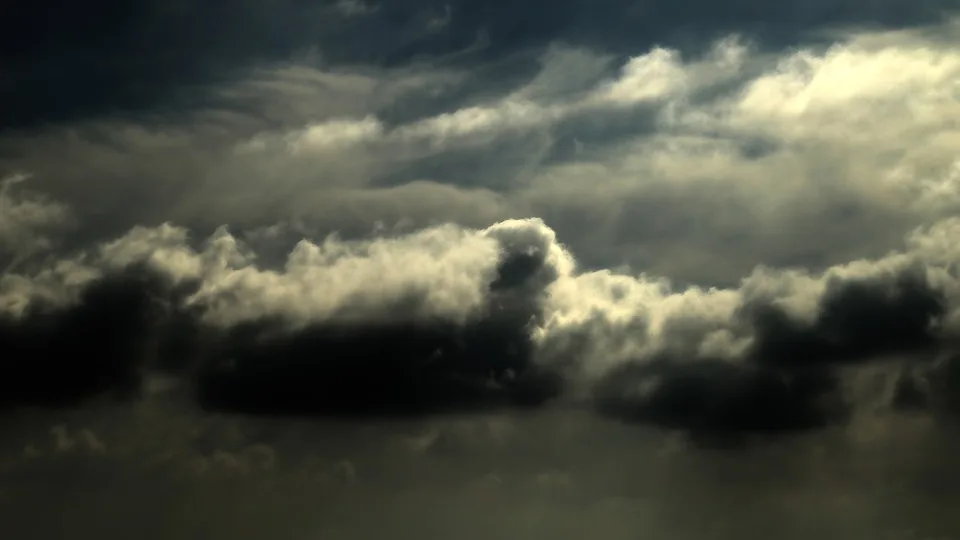 Unwetterwarnung Fuer Luebeck Blitz Regen Und Gefahren Im Anmarsch Jpg.webp