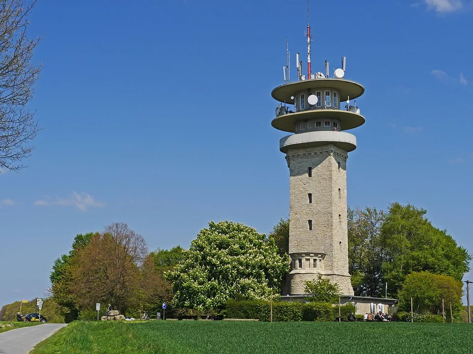 Wdr Glaenzt Mit Acht Nominierungen Beim Deutschen Fernsehpreis 2024 Jpg.webp