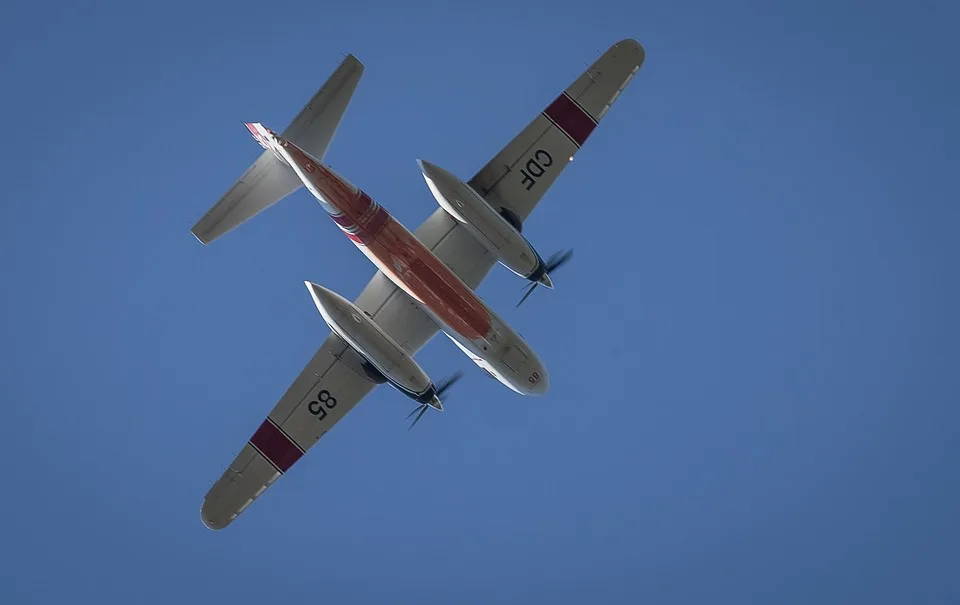 Waldbrand Am Koenigsberg Feuerwehr Kaempft Gegen Flammen Im Harz 1 Jpg.webp