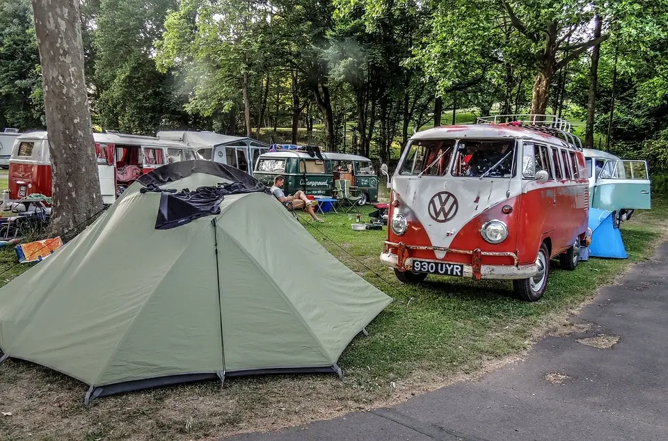 50 Jahre - Große Show zum Betriebsjubiläum im Autohaus Kamper