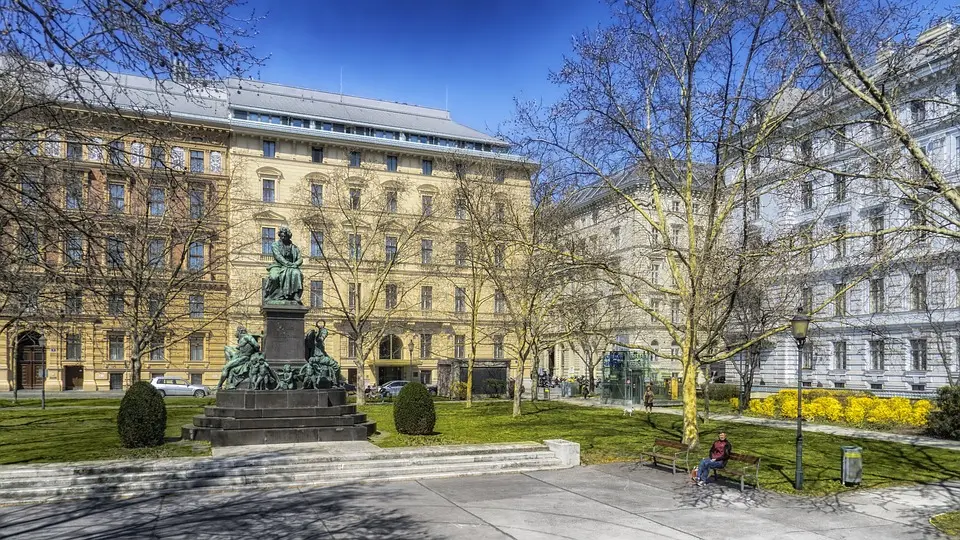 MeinBezirk.atVortrag: Beethovens Blick in die Sterne – seine letzten OrchesterwerkeVortrag von Univ.Prof. Dr. Birgit Lodes, Universität Wien am Donnerstag, 
28.11.2024, 19 Uhr im Beethovenhaus Baden, Rathausgasse 10, 2500 Baden zum 
Thema:....vor 54 Minuten