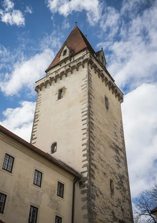 MeinBezirk.atEuropean Beer Star: Black Bock aus Freistadt gehört zu den weltweit besten 
BierenFREISTADT, NÜRNBERG. Mitte September, Messezentrum Nürnberg: Rund 150 
internationale Bierexperten treffen sich, um in einer zweitägigen 
Blindverkostung....vor 48 Minuten