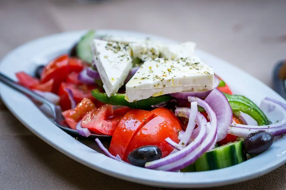 Juhu! Restaurant Delphi hat wieder täglich für euch geöffnet – 5 Minuten