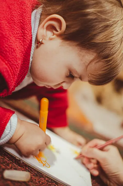 Advent mit Kindern: Zeig uns deine weihnachtlichen Zeichenkünste