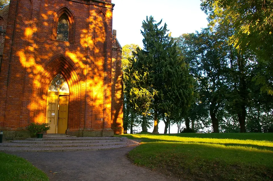 MeinBezirk.atNeusiedl: Frauenberatungsstelle "Der Lichtblick" startet an neuem StandortRechtzeitig zum 31-Jahr-Jubiläum eröffnete am Dienstag der neue Standort 
der Frauen- und Familienberatungsstelle "Der Lichtblick" in Neusiedl am See..vor 27 Minuten